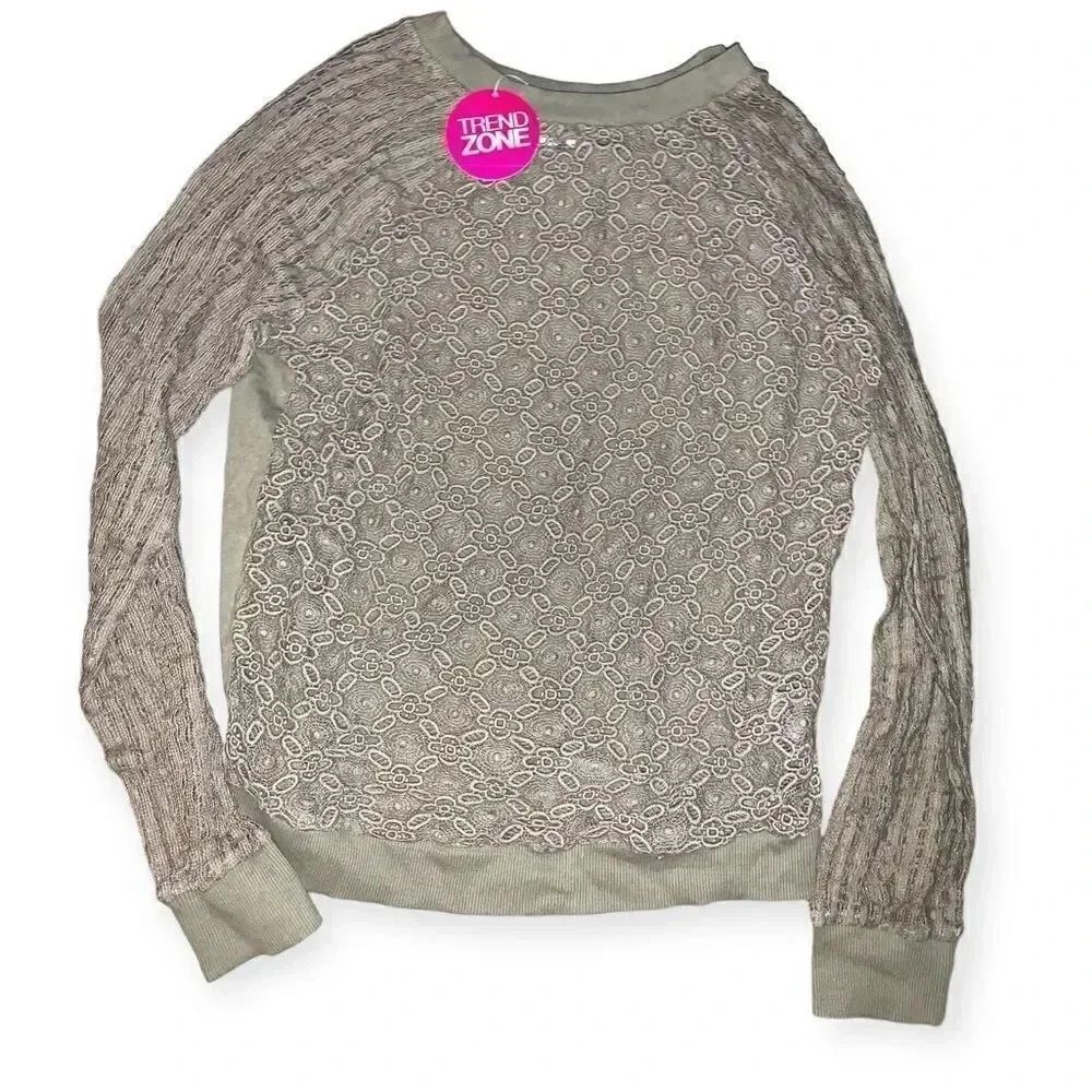 DONATED BONGO Crochet long sleeve shirt